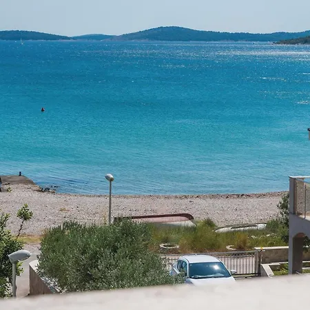 Apartment Amazing Apartment In Jadrija With House Sea View