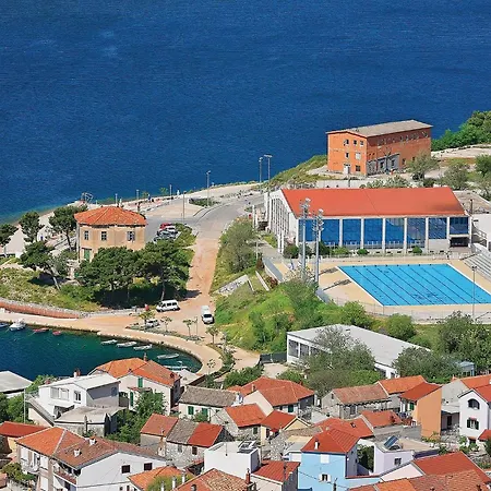 Amazing Apartment In Jadrija With House Sea View Apartment