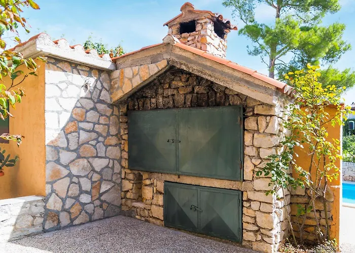 Apartment Apartment Jadrija With Sea View 08