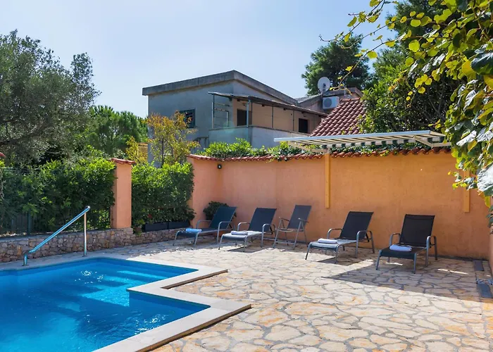 Apartment Apartment Jadrija With Sea View 08 *